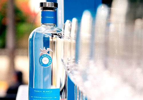 Tequila Casa Dragones joven