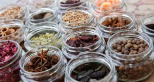 ¿Qué son los botánicos en coctelería?