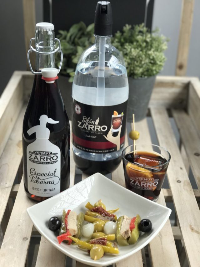 Vermut Zarro presenta tres productos en busca del aperitivo perfecto Vermut Zarro