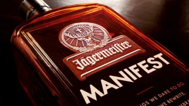 Jägermeister presenta Manifest, el primer licor de hierbas súper-premium del mundo