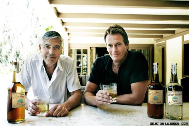 George Clooney vende su marca de tequila 1 mil millones de dolares