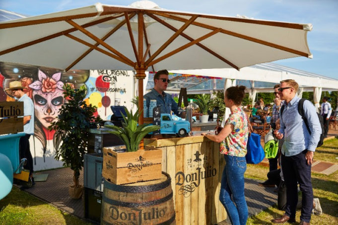 Tequila Don Julio en foodtruck por Ibiza Tommy Margarita, Paloma y Speak Easy