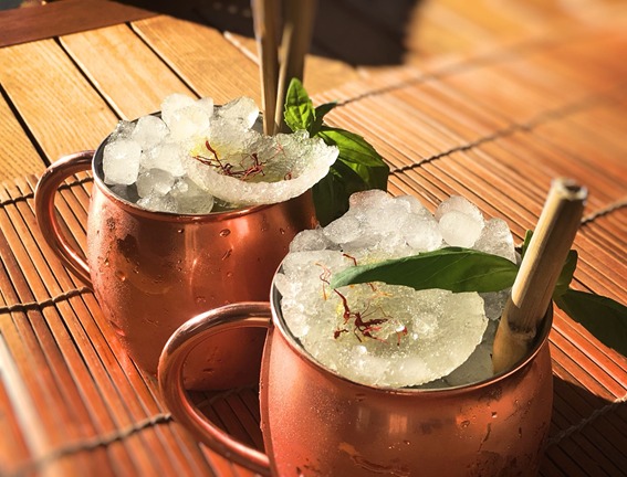 Innovando con tradición by Eduardo Martínez Rodríguez