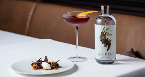 Coctelería y destilados sin alcohol