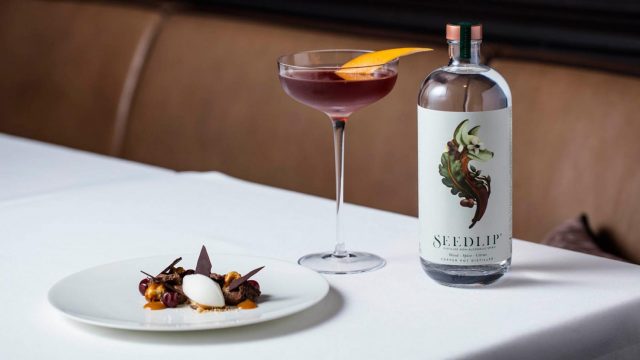 Coctelería y destilados sin alcohol