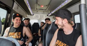 Monkey Shoulder mezcla a los bartenders