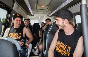 Monkey Shoulder mezcla a los bartenders