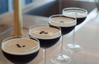 Kahlua Espresso Martini de barril Kahlua lanza Espresso Martini
