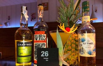 Chayma Chahid, 26 Lounge Bar