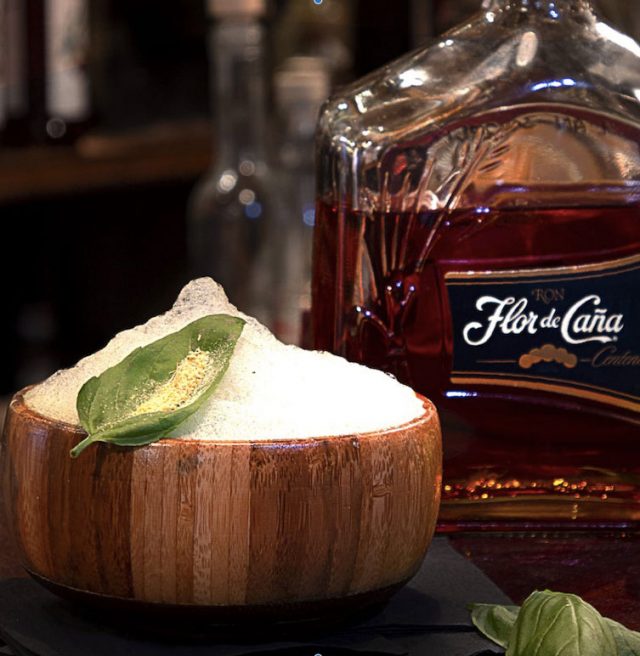 Cocktail Nómadas Flor de Caña by Orlando Salas