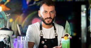 Cóctel Bloom Colada