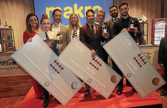 Fernando Calderón, del Platja de Muro Village, gana el Concurso de Coctelería de Coca-Cola