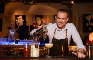 Ivan Talens, masterclass sobre flores comestibles en coctelería. The Alchemist Club