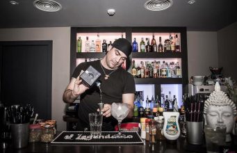 Mi Amante se llama COCTELERÍA. by Manuel Jiménez