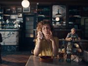 Coca Cola llama a volver a los bares