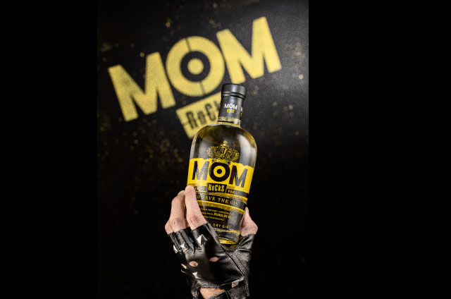 MOM ROCKS