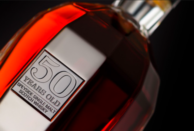 THE GLENROTHES LANZA EL WHISKY ESCOCÉS SINGLE MALT MÁS ENVEJECIDO DE SU HISTORIA