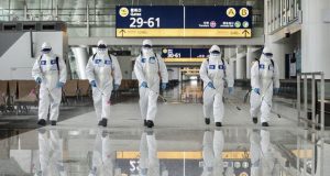 Nos ahorcan pero seguimos vivos. Reflexión de un hostelero