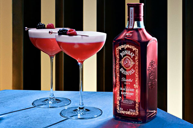 CÓCTEL ‘CLOVER CLUB’ PARA SAN VALENTIN DE BOMBAY BRAMBLE