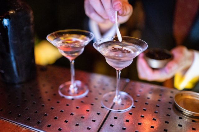 Dry Martini curiosidades de este cóctel.