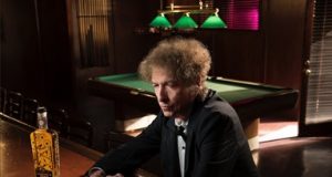 Qantima Group distribuye en exclusiva la marca de whisky de Bob Dylan en su 80º cumpleaños