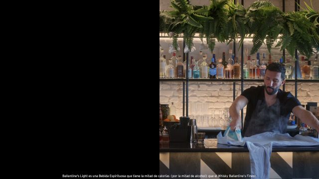 BALLANTINE’S LIGHT SE ESTRENA EN TV CON ANUNCIOS “POR LA MITAD”