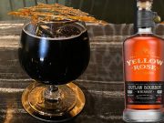 BLACK VELVET (FARÁNDULA FEARLESS COCKTAIL BAR).