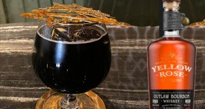 BLACK VELVET (FARÁNDULA FEARLESS COCKTAIL BAR).