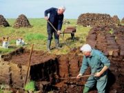 LA TURBA…, EL FUEGO DE LAS ENTRAÑAS DE ESCOCIA