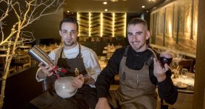 MÁS ALLÁ DE LA COCINA