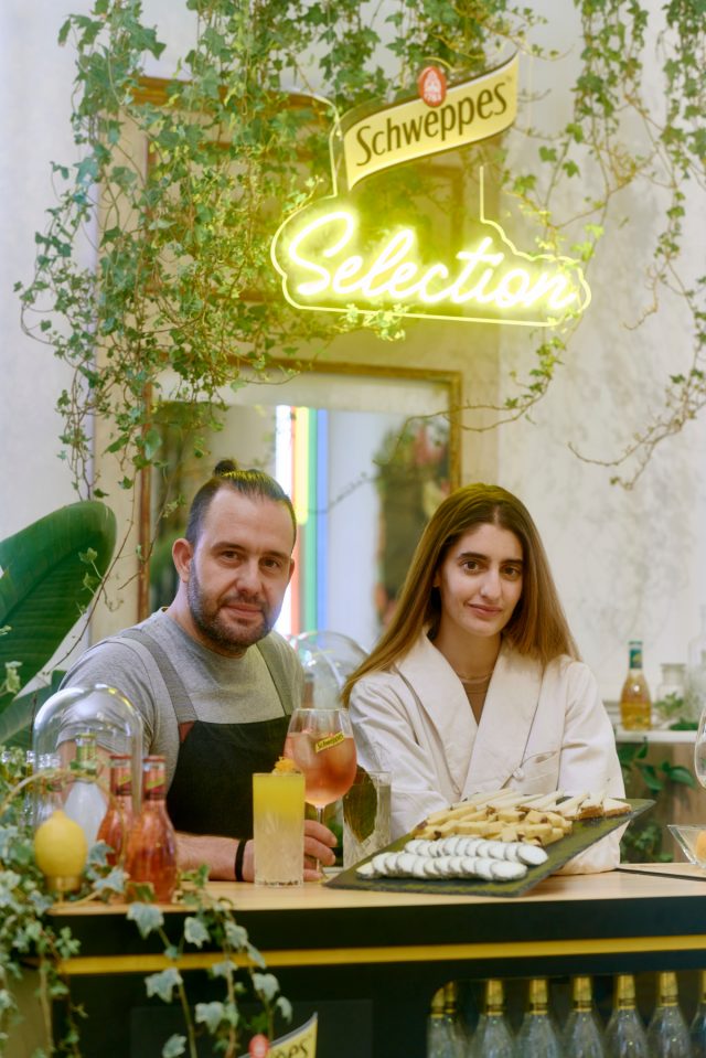 CLARA DIEZ Y MARC ÁLVAREZ, LA ARMONÍA PERFECTA ENTRE QUESOS Y CÓCTELES ELABORADOS CON SCHWEPPES SELECTION