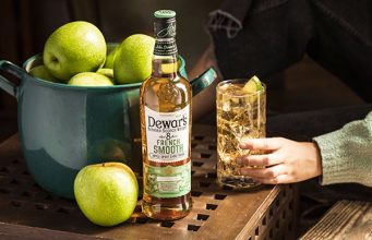 EL PERFECT SERVE DE DEWAR’S 8 FRENCH SMOOTH: APPLE & GINGER HIGHBALL