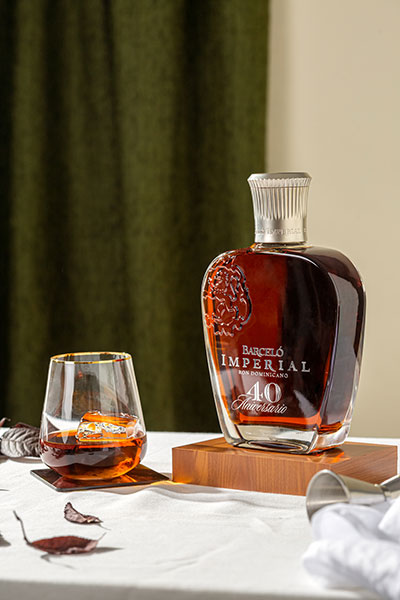 Barceló Imperial Premium Blend 40 Aniversario 43% Vol. 0,7l in Giftbox  @Malva