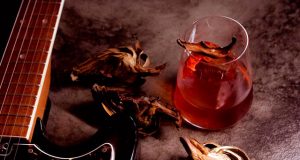 SEASONAL NEGRONI, la experiencia con producto de temporada en Puente Romano.