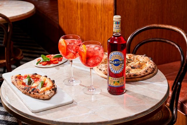 MARTINI APERITIVO SIN ALCOHOL, LA BEBIDA PERFECTA PARA LOS BUENOS PROPÓSITOS DE AÑO NUEVO