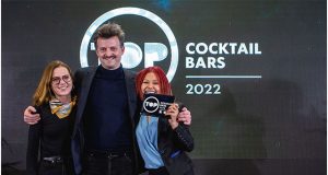 Top Cocktail Bars ha entregado los distintivos con estrellas a las mejores coctelerías de España y Portugal