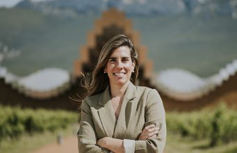 BODEGAS EN FEMENINO: YSIOS, TARSUS Y AZPILICUETA