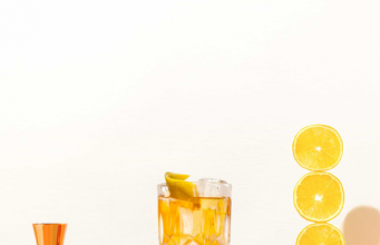 Leyendas de coctelería: la historia secreta del Negroni, el Dry Martini y el Tom Collins