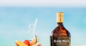 Ron Barceló reinventa la piña colada en un exclusivo cóctel de Desalia 2022