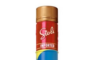 Stoli lanza una botella edición limitada en apoyo al pueblo ucraniano