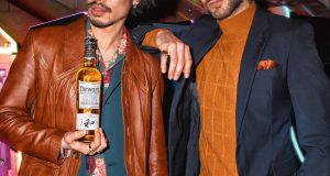 DEWAR’S 8 JAPANESE SMOOTH ACABADO EN BARRICAS DE ROBLE JAPONÉS MIZUNARA