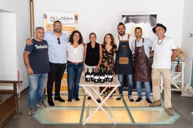 PURO LEGADO LA CREMA DE GOFIO CON MILLO DE LA MOLINA DE JOSÉ MARÍA GIL.