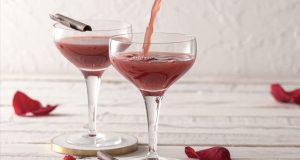 Red Valentine, el cóctel con el que celebrar el amor con Ron Diplomático