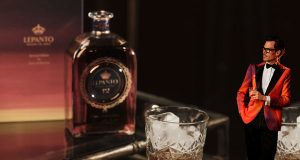 BRANDY LEPANTO Y JUAN AVELLANEDA