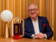 LA CASA BEEFEATER PRESENTA CROWN JEWEL, LA JOYA DE SU CORONA Desmond Payne, Maestro Destilador de Beefeater