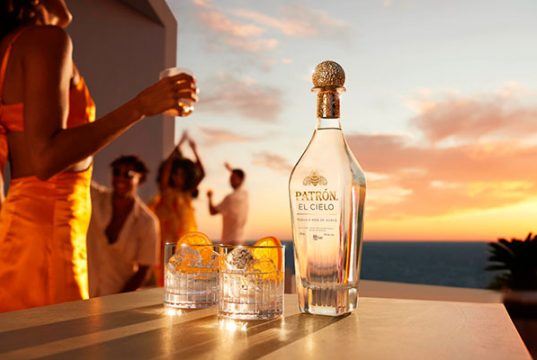 VOLCÁN DE MI TIERRA, EL TEQUILA ARTESANAL DE MOËT HENNESSY - Brandtenders  News