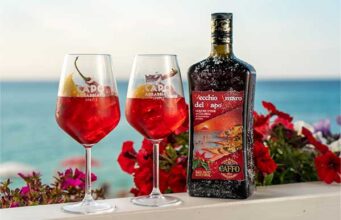 AMARO DEL CAPO RECIBE EL VERANO CON LA MEJOR COCTELERÍA