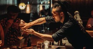 GN CHAN DE DOUBLE CHICKEN PLEASE NEW YORK GANA EL PREMIO ALTOS BARTENDERS’ BARTENDER AWARD