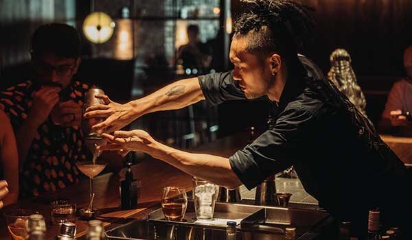 GN CHAN DE DOUBLE CHICKEN PLEASE NEW YORK GANA EL PREMIO ALTOS BARTENDERS’ BARTENDER AWARD