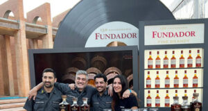 La imagen más musical de Brandy Fundador arrasa en la entrega española de Latin GRAMMY ®